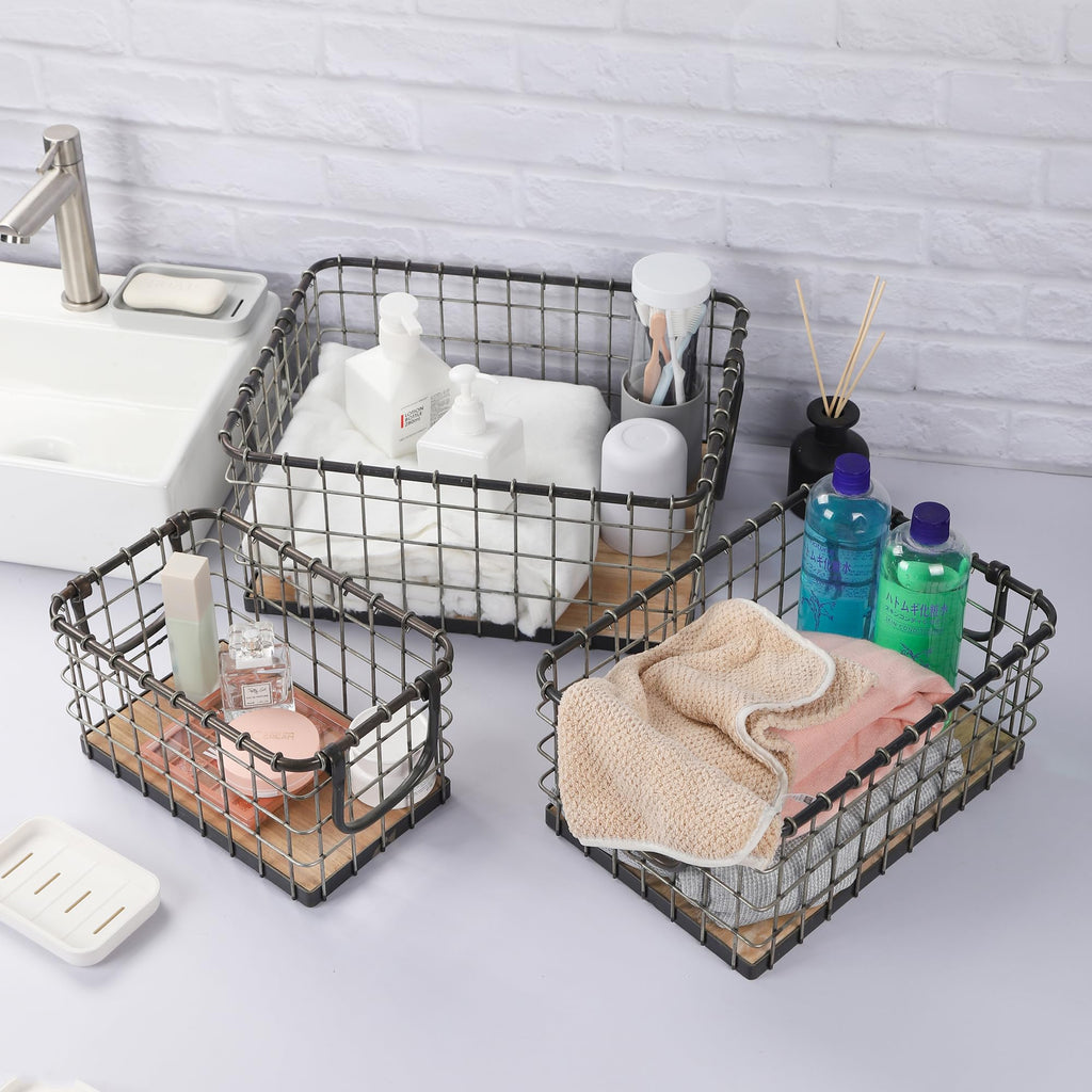 13.8" Wide Rectangular Metal Wire Basket with Wooden Bottom Z6318